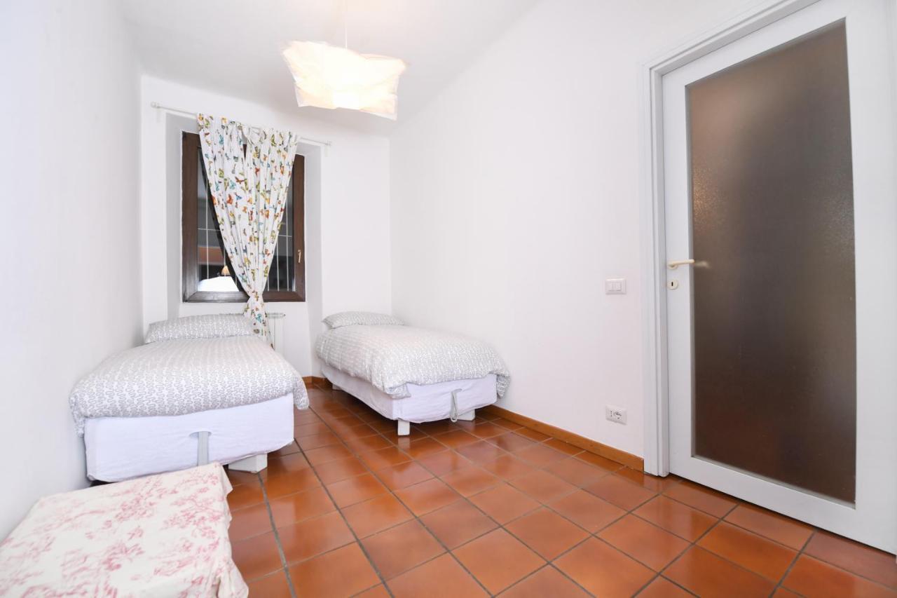 Villa Pinetina B&B Lasnigo Ngoại thất bức ảnh